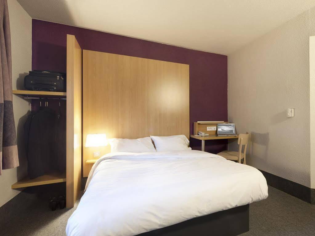 B&B Hôtel Paris Est Bondy Buitenkant foto