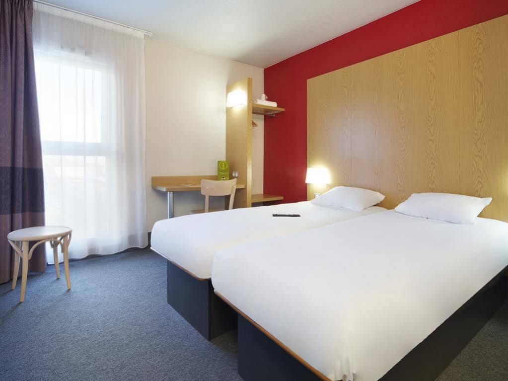 B&B Hôtel Paris Est Bondy Buitenkant foto