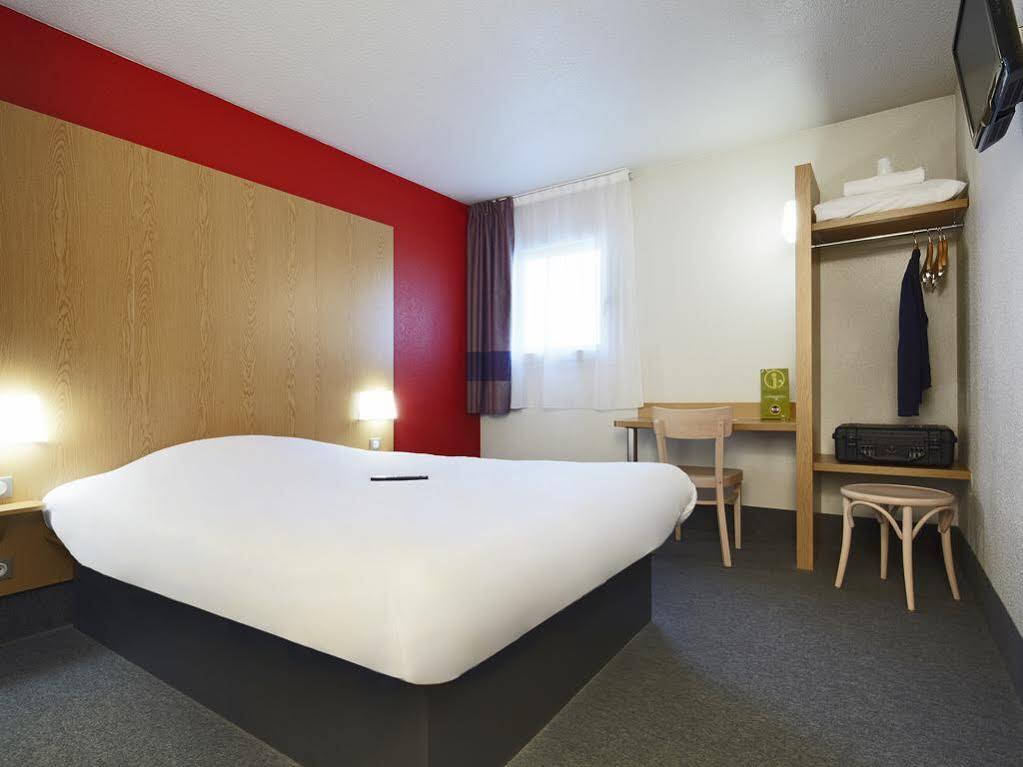 B&B Hôtel Paris Est Bondy Buitenkant foto